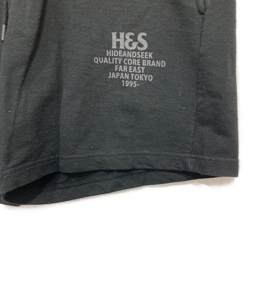 HIDE AND SEEK（ハイドアンドシーク）HIDE AND SEEK (ハイドアンドシーク) Logo Short ブラック サイズ:Mの古着・服飾アイテム