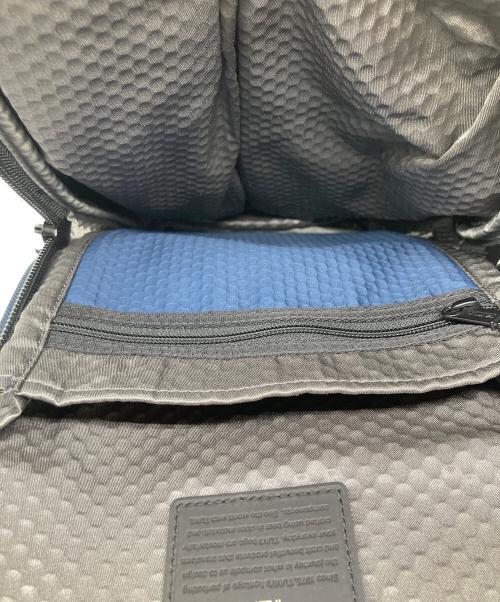 TUMI（トゥミ）TUMI (トゥミ) ALPHA BRAVO Smith Sling ネイビー×ブラックの古着・服飾アイテム