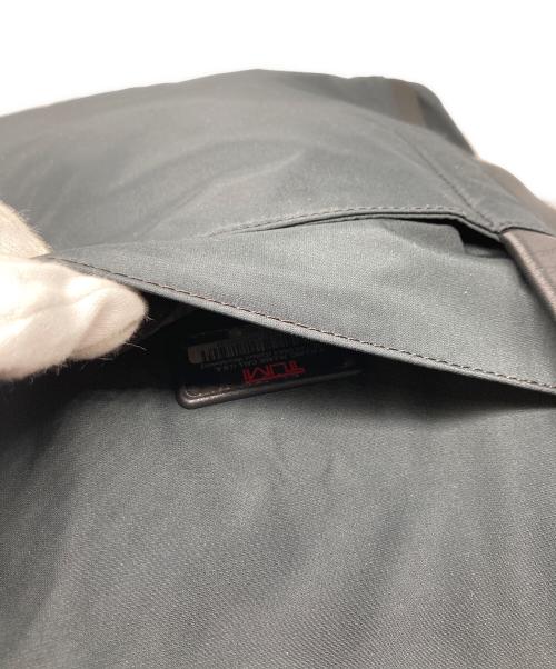 TUMI（トゥミ）TUMI (トゥミ) Haydon Clark Tote ネイビー×ブラックの古着・服飾アイテム