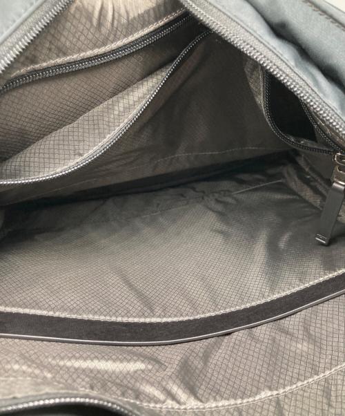 TUMI（トゥミ）TUMI (トゥミ) Haydon Clark Tote ネイビー×ブラックの古着・服飾アイテム