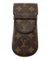 LOUIS VUITTON（ルイ ヴィトン）の古着「モノグラム眼鏡ケース」｜ブラウン