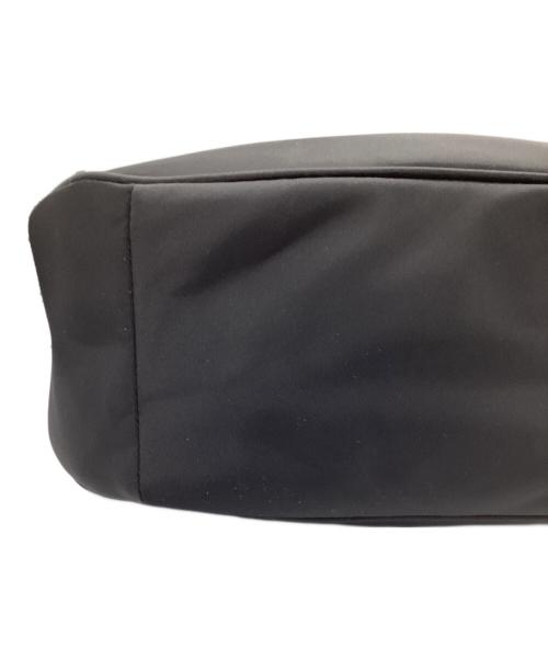 LULULEMON（ルルレモン）LULULEMON (ルルレモン) ナイロンワンショルダーバッグ ブラックの古着・服飾アイテム