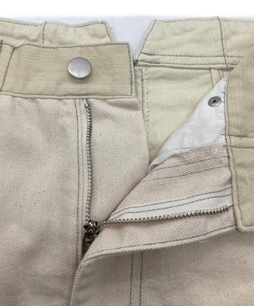 Knuth Marf（クヌースマーフ）Knuth Marf (クヌースマーフ) 再構築デニムパンツ アイボリー サイズ:Sの古着・服飾アイテム