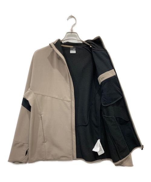 NIKE（ナイキ）NIKE (ナイキ) スフィア サーマル ジップパーカー ベージュ サイズ:Lの古着・服飾アイテム