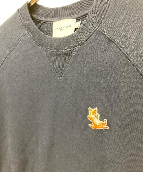 maison kitsune（メゾンキツネ）maison kitsune (メゾンキツネ) CHILLAX FOX PATCH CLASSIC SWEATSHIRT ネイビー サイズ:Mの古着・服飾アイテム