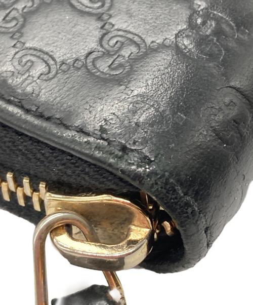 GUCCI（グッチ）GUCCI (グッチ) マイクログッチシマ レザー ラウンドジップウォレット ブラックの古着・服飾アイテム