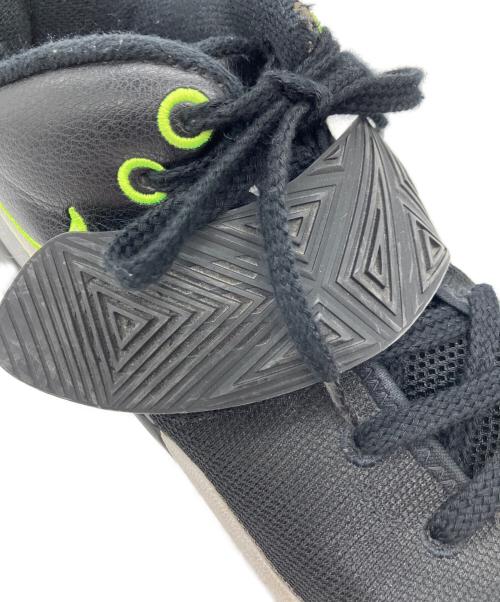 NIKE（ナイキ）NIKE (ナイキ) Kyrie Flytrap 3 EP ブラック サイズ:US 9の古着・服飾アイテム