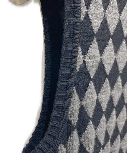 BURBERRY LONDON（バーバリーロンドン）BURBERRY LONDON (バーバリーロンドン) ノースリーブニット グレー サイズ:１の古着・服飾アイテム
