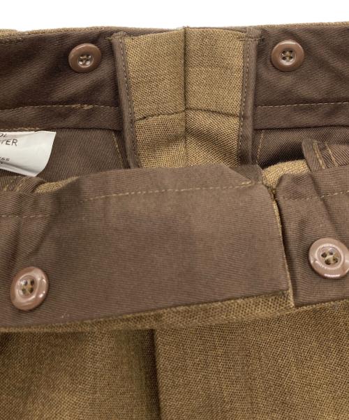 BRITISH MILITARY（ブリティッシュミリタリー）BRITISH MILITARY (ブリティッシュミリタリー) Barrack Dress Trousers ブラウン サイズ: 76/72/88の古着・服飾アイテム