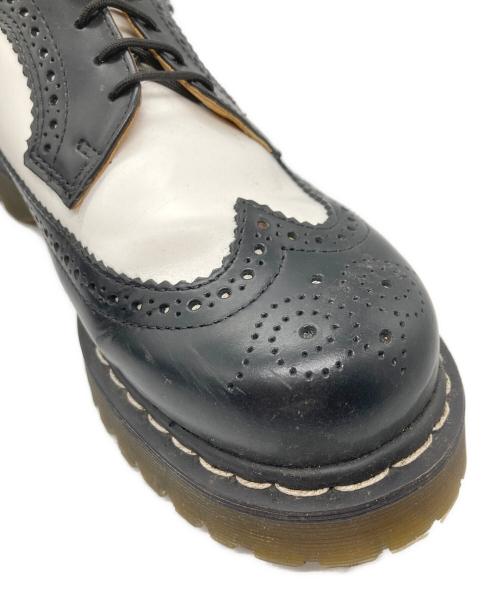 Dr.Martens（ドクターマーチン）Dr.Martens (ドクターマーチン) ウィングチップシューズ / BROGUE SHOE BEX ブラック×ホワイト サイズ:UK7の古着・服飾アイテム