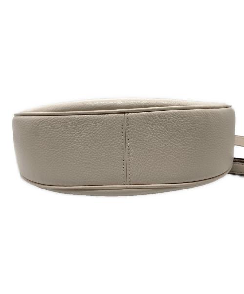 COACH（コーチ）COACH (コーチ) アリアショルダーバッグ ホワイトの古着・服飾アイテム