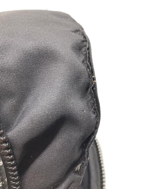 Maison Margiela（メゾンマルジェラ）Maison Margiela (メゾンマルジェラ) LOGO STRIPE CROSS BODY POUCH ブラックの古着・服飾アイテム