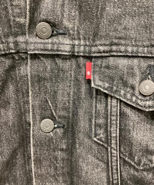 LEVI'S（リーバイス）LEVI'S (リーバイス) TYPE3トラッカージャケット ブラック サイズ:Lの古着・服飾アイテム
