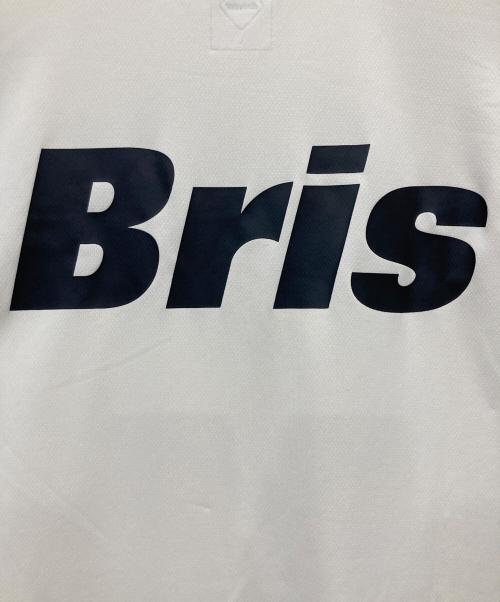 F.C.R.B.（エフシーレアルブリストル）F.C.R.B. (エフシーレアルブリストル) Tシャツ ホワイト サイズ:Lの古着・服飾アイテム