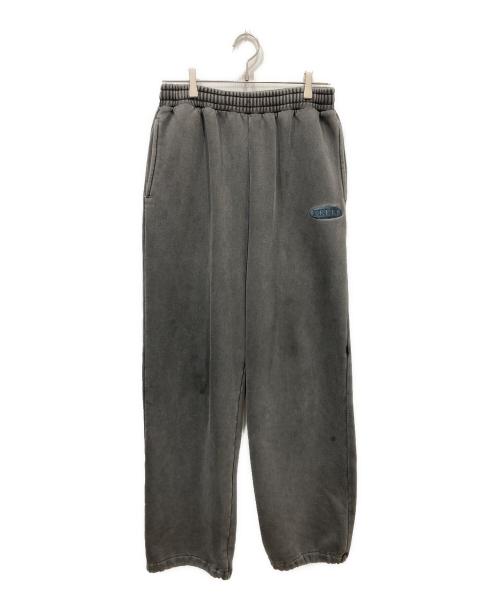 FEELS（フィールズ）FEELS (フィールズ) PIGMENT DYE PANTS / ピグメントダイ ダメージ加工スウェットパンツ グレー サイズ:Freeの古着・服飾アイテム