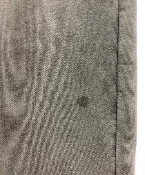 FEELS（フィールズ）FEELS (フィールズ) PIGMENT DYE PANTS / ピグメントダイ ダメージ加工スウェットパンツ グレー サイズ:Freeの古着・服飾アイテム