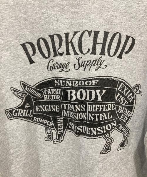 PORKCHOP GARAGE SUPPLY（ポークチョップガレージサプライ）PORKCHOP GARAGE SUPPLY (ポークチョップガレージサプライ) プリントジップパーカー グレー サイズ:Mの古着・服飾アイテム