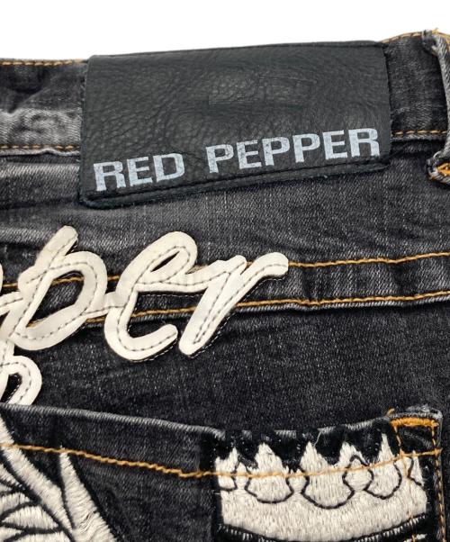 RED PEPPER（レッドペッパ）RED PEPPER (レッドペッパ) ドクロ刺繍デニムパンツ ブラック サイズ:30の古着・服飾アイテム