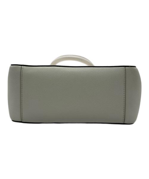 MICHAEL KORS（マイケルコース）MICHAEL KORS (マイケルコース) ハンドバッグ ホワイトの古着・服飾アイテム