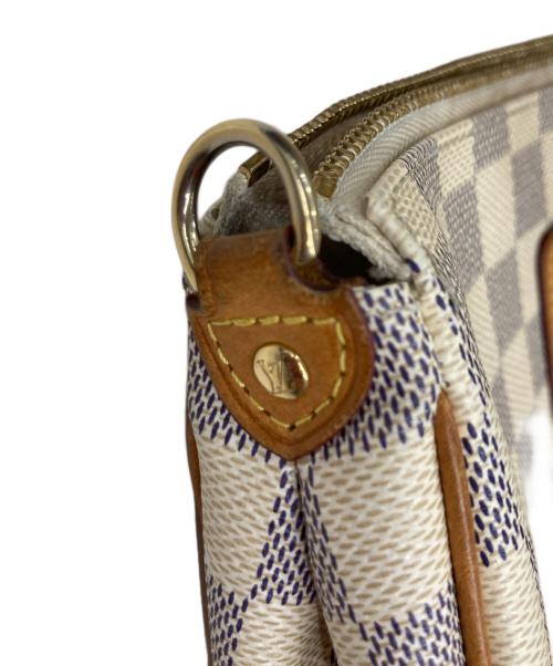 LOUIS VUITTON（ルイ ヴィトン）LOUIS VUITTON (ルイ ヴィトン) ダミエ・アズール エヴァ ポーチ ホワイトの古着・服飾アイテム