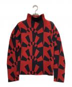 ISSEY MIYAKE meイッセイ ミヤケ ミー）の古着「総柄プリーツカットソー」｜ブラック×レッド