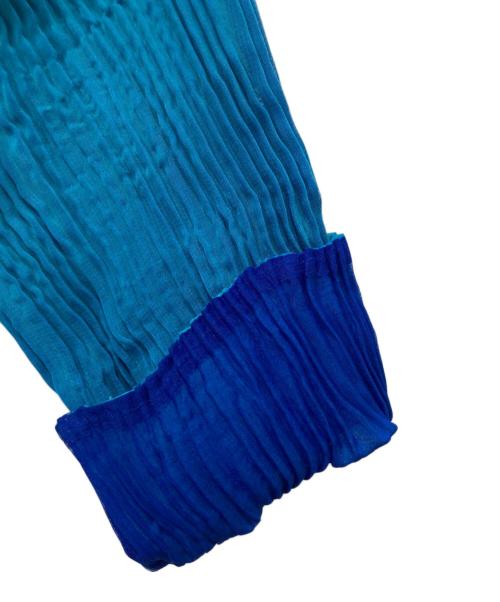 ISSEY MIYAKE（イッセイミヤケ）ISSEY MIYAKE (イッセイミヤケ) プリーツカットソー ブルー サイズ:2の古着・服飾アイテム