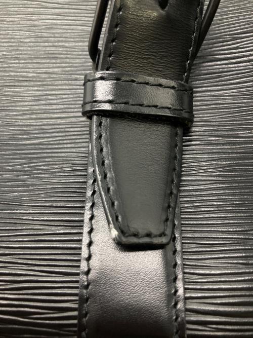 LOUIS VUITTON（ルイ ヴィトン）LOUIS VUITTON (ルイ ヴィトン) エピ / サックアド ショルダーバッグ バッグ ブラックの古着・服飾アイテム