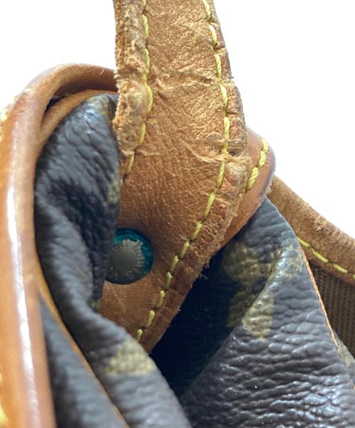 LOUIS VUITTON（ルイ ヴィトン）LOUIS VUITTON (ルイ ヴィトン) モノグラム　ソミュール30　ショルダーバッグ ブラウンの古着・服飾アイテム