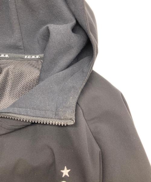 F.C.R.B.（エフシーレアルブリストル）F.C.R.B. (エフシーレアルブリストル) VENTILATION HOODIE ブラック×カーキ サイズ:Mの古着・服飾アイテム