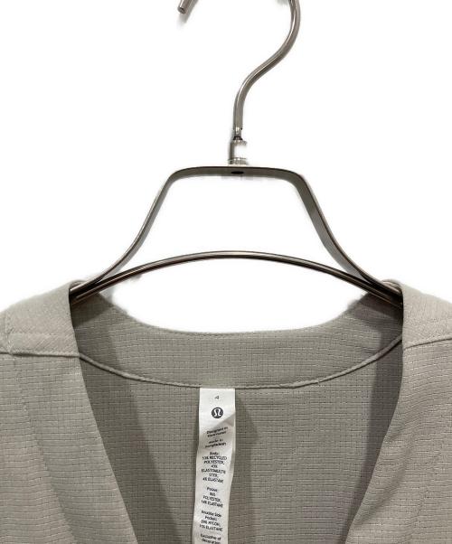 LULULEMON（ルルレモン）LULULEMON (ルルレモン) Vネックガウンコート ベージュ サイズ:4の古着・服飾アイテム