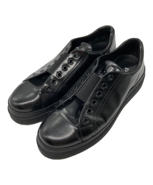 PRADA（プラダ）PRADA (プラダ) エナメルスニーカー ブラック サイズ:40の古着・服飾アイテム