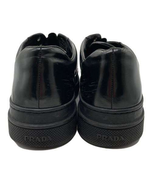 PRADA（プラダ）PRADA (プラダ) エナメルスニーカー ブラック サイズ:40の古着・服飾アイテム