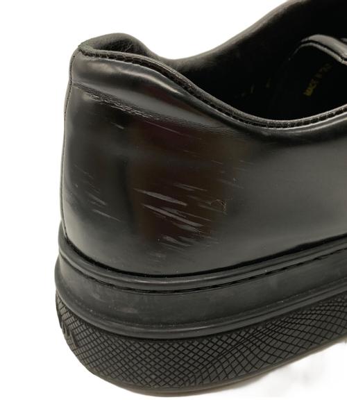 PRADA（プラダ）PRADA (プラダ) エナメルスニーカー ブラック サイズ:40の古着・服飾アイテム