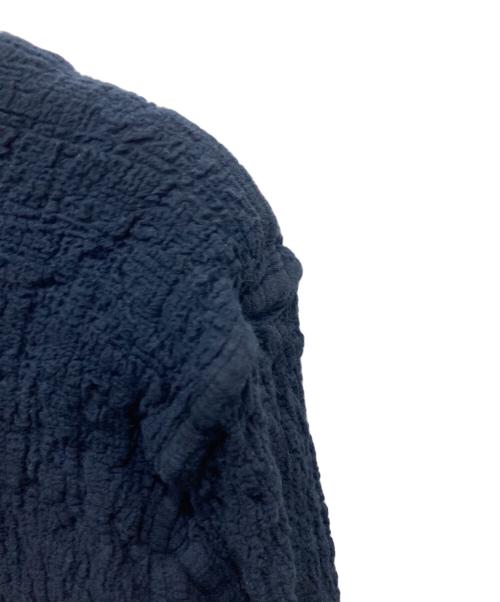 me ISSEY MIYAKE（ミーイッセイ ミヤケ）me ISSEY MIYAKE (ミーイッセイ ミヤケ) カリフラワージップアップジャケット ネイビー サイズ:Freeの古着・服飾アイテム