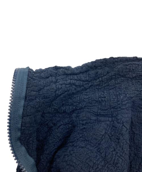 me ISSEY MIYAKE（ミーイッセイ ミヤケ）me ISSEY MIYAKE (ミーイッセイ ミヤケ) カリフラワージップアップジャケット ネイビー サイズ:Freeの古着・服飾アイテム
