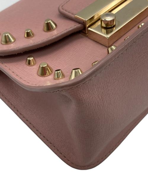 FURLA（フルラ）FURLA (フルラ) メトロポリタンスタッズショルダーバッグ ピンクの古着・服飾アイテム