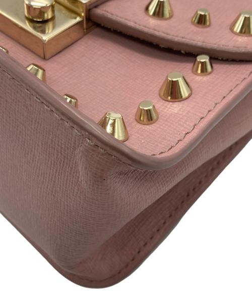 FURLA（フルラ）FURLA (フルラ) メトロポリタンスタッズショルダーバッグ ピンクの古着・服飾アイテム
