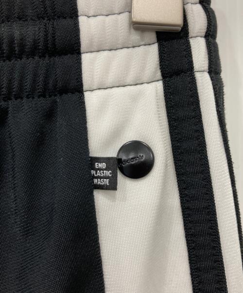 adidas Originals（アディダスオリジナル）adidas Originals (アディダスオリジナル) トラックパンツ ブラック×ホワイト サイズ:Lの古着・服飾アイテム