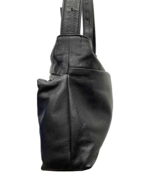 genten（ゲンテン）genten (ゲンテン) レザーショルダーバッグ ブラック 未使用品の古着・服飾アイテム