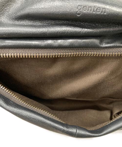 genten（ゲンテン）genten (ゲンテン) レザーショルダーバッグ ブラック 未使用品の古着・服飾アイテム