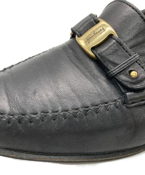 Salvatore Ferragamo（サルヴァトーレ フェラガモ）Salvatore Ferragamo (サルヴァトーレ フェラガモ) ヴァラローファー ブラック サイズ:US8 1/2の古着・服飾アイテム