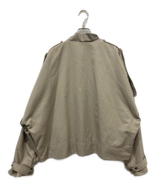 SORT SLIPS HVIDT SLIPS（ソート スリップス ヴィト スリップス）SORT SLIPS HVIDT SLIPS (ソート スリップス ヴィト スリップス) エポレットジャケット ベージュ サイズ:不明の古着・服飾アイテム