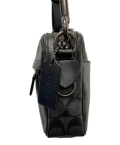 COACH（コーチ）COACH (コーチ) シグネチャー グラハム クロスボディー ブラックの古着・服飾アイテム
