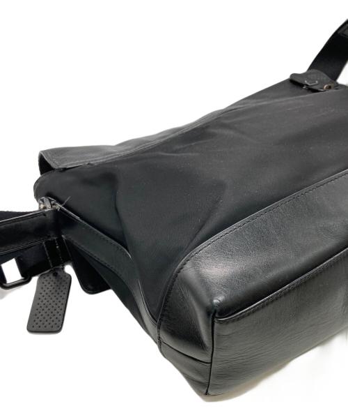 COACH（コーチ）COACH (コーチ) ナイロンレザーショルダーバッグ ブラックの古着・服飾アイテム