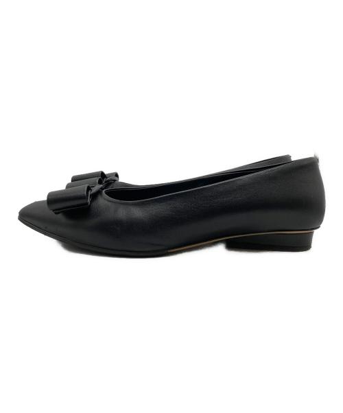 Salvatore Ferragamo（サルヴァトーレ フェラガモ）Salvatore Ferragamo (サルヴァトーレ フェラガモ) VIVA NEW ヴァラリボン フラットパンプス ブラック サイズ:7 1/2の古着・服飾アイテム
