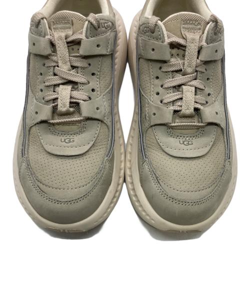 UGG（アグ）UGG (アグ) CA805 V2 NUBUCK・CA805 V2 ヌバック ベージュ サイズ:24の古着・服飾アイテム