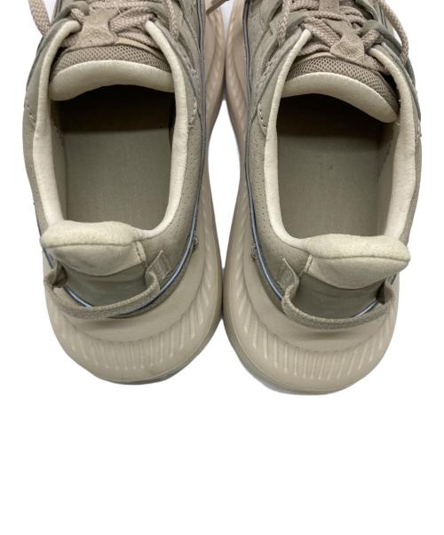 UGG（アグ）UGG (アグ) CA805 V2 NUBUCK・CA805 V2 ヌバック ベージュ サイズ:24の古着・服飾アイテム