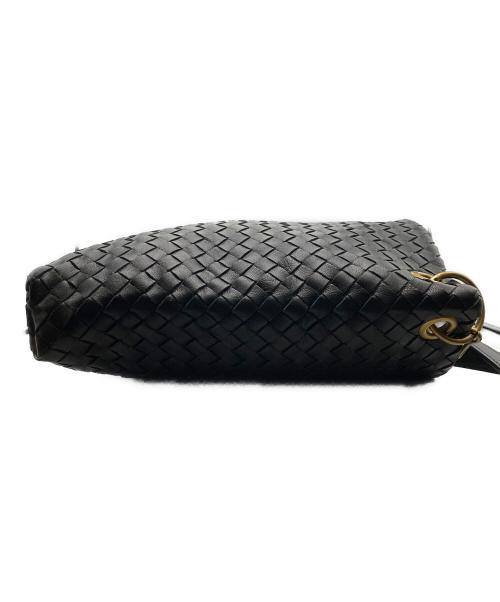 BOTTEGA VENETA（ボッテガベネタ）BOTTEGA VENETA (ボッテガベネタ) イントレチャートショルダーバッグ ブラックの古着・服飾アイテム