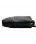 中古・古着 BOTTEGA VENETA (ボッテガベネタ) イントレチャートショルダーバッグ ブラック：55000円