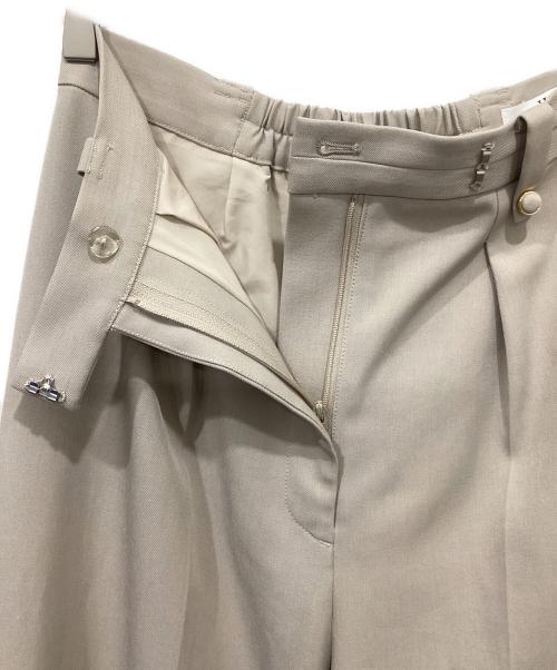 HER LIP TO（ハーリップトゥ）Her lip to (ハーリップトゥ) センタープレスパンツ ベージュ サイズ:Mの古着・服飾アイテム